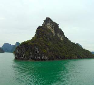 Wunderschöne Halong Bucht