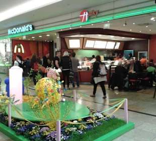 Food Court