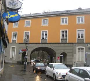 Zusätzlicher Schlossflügel Richtung Rhein