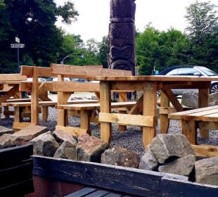 Restaurant Road Stop