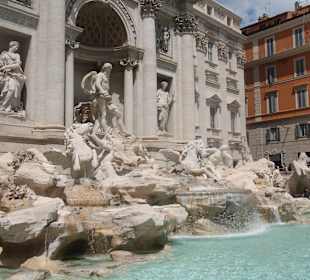 Trevi Brunnen