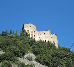  Castel Madruzzo