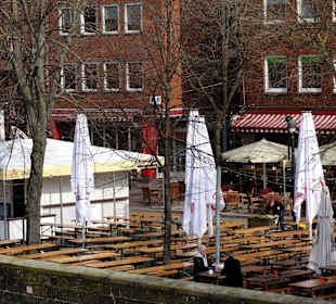 Biergarten von "Feldmann´s" an der Schlachte