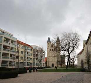 Blick zur Kirche Unser Lieben Frauen 