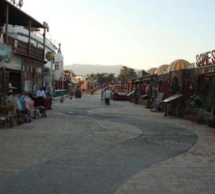 Strandpromenade von Dahab