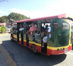 Es gibt jede Menge von diesen Fahrzeugen