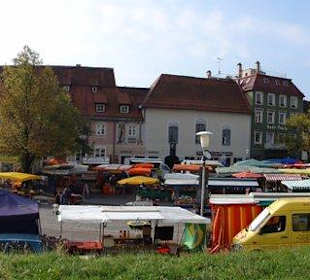 Blick auf den Wochenmarkt