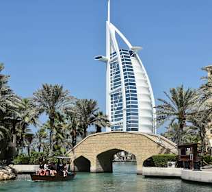 Blick zum Burj al Arab