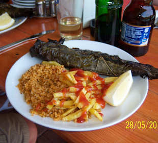 Forelle im Weinblatt gegrillt-lecker-