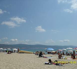 Super schöber Strand gegenüber vom Hotel