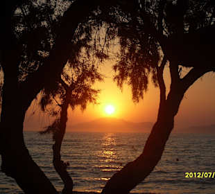 Traumhafter Sonnenuntergang in Marmari