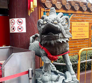 Kwan Im Thong Hood Cho Temple