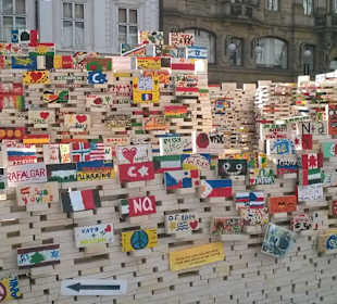 Pomaluj cegłę w Pradze