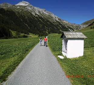 Keuzweg aus Richtung Schlinig