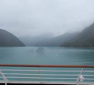 MS Zaandam befährt den Tracy Arm Fjord