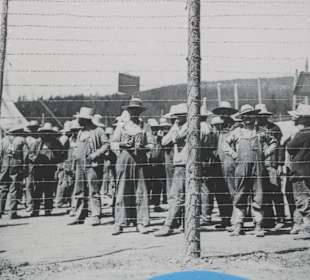 ...hier wurden ukrainische Auswanderer inhaftiert.