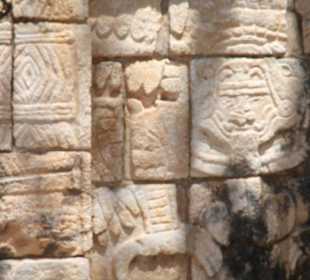 Abbildungen auf alten Steinen