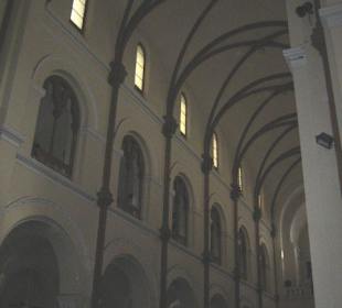 Der Innenraum der Kirche