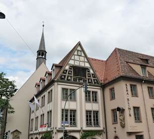Glockenspiel mit Männchenlauf am Bürgerspital