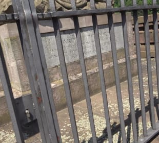 Statuen auf der Alten Brücke