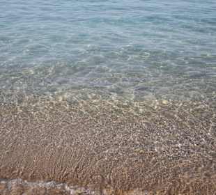 Kaltes klares Wasser