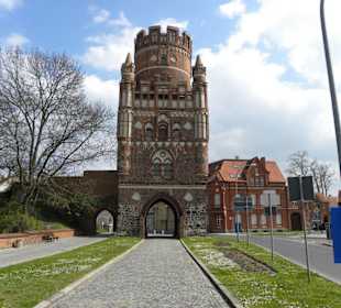 Uenglinger Tor landseitig