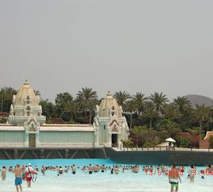 Wellenbecken im Siampark