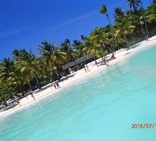 Herrlich türkis farbiges Meer