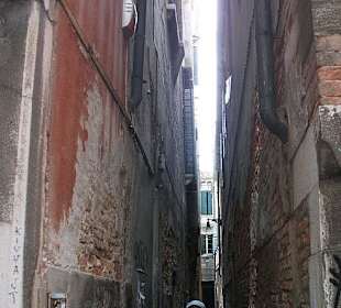 Kanály, mosty a gondoly - symbol Benátek