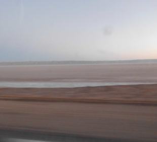 Sonnenaufgang in Salzsee