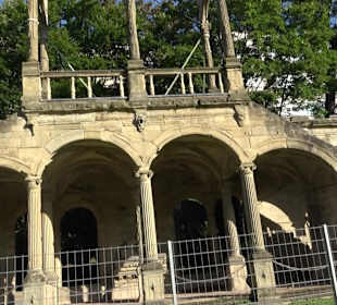 Ruine des Neuen Lusthauses