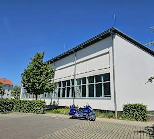 Seitenansicht Schwimmhalle