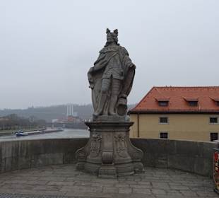 Statue Pippin der Jüngere