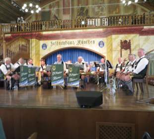 Die Musiker geben sich Mühe 