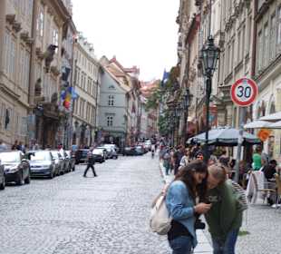 Fussgängerzone am Ende der Treppen
