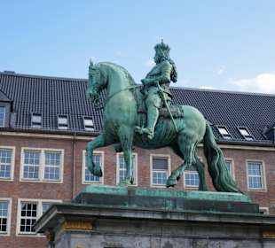 Jan Wellem hoch zu Ross