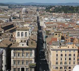 Via del Corso bis zum Piazza del Popolo