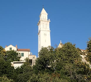 Bei einem Altstadtbummel durch Novi Vinodolski