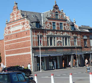 Außenansicht Kaufhaus Simon's