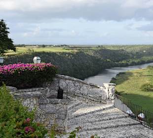 Altos de Chavon und Rio Chavon