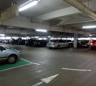 Parkflächen des Einkaufszentrums