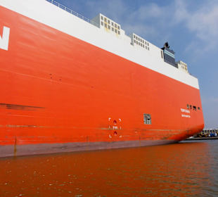 Autotransporter bei der Beladung