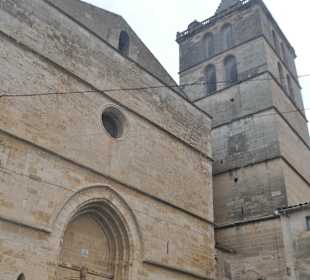 Bei einem Spaziergang durch die Altstadt von Sineu