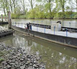 Eindrücke von der Prahmfähre Gräpel