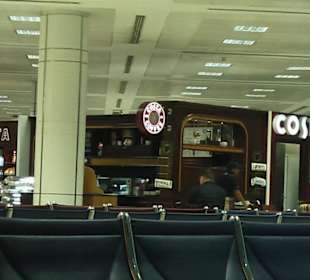 Flughafen Doha - Kaffee Costa 