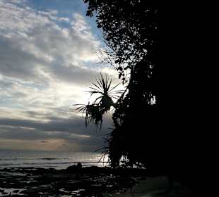 Sonnenuntergang in Tanah Lot