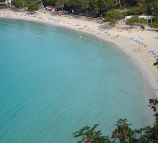 Wunderschöne feinsandige Badebucht