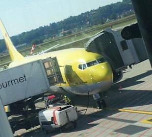 TuiFly, Easyjet oder Hello fliegen ab Basel