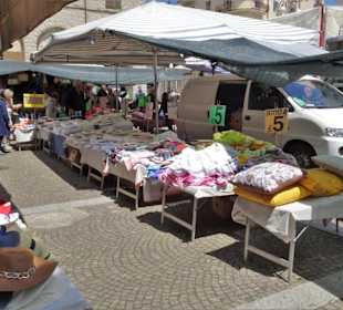 Rundgang über den Wochenmarkt von Tempio Pausania