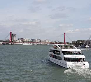 Spido-Hafenrundfahrt 